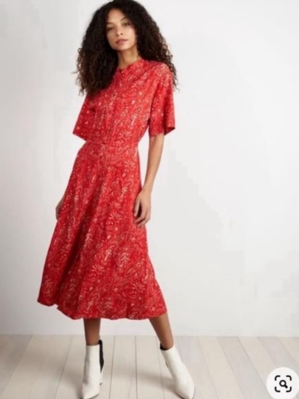 THE KIT Cobie Shirtdress in Infrared Peach Paisley